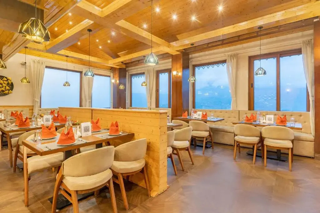 Summit Alpine Abode