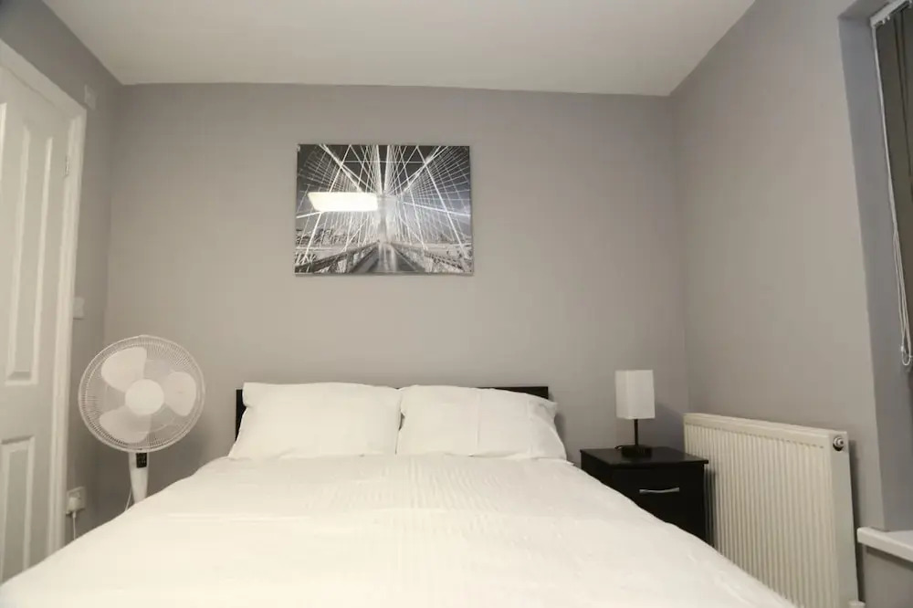 Room in House - A A Guest Room7