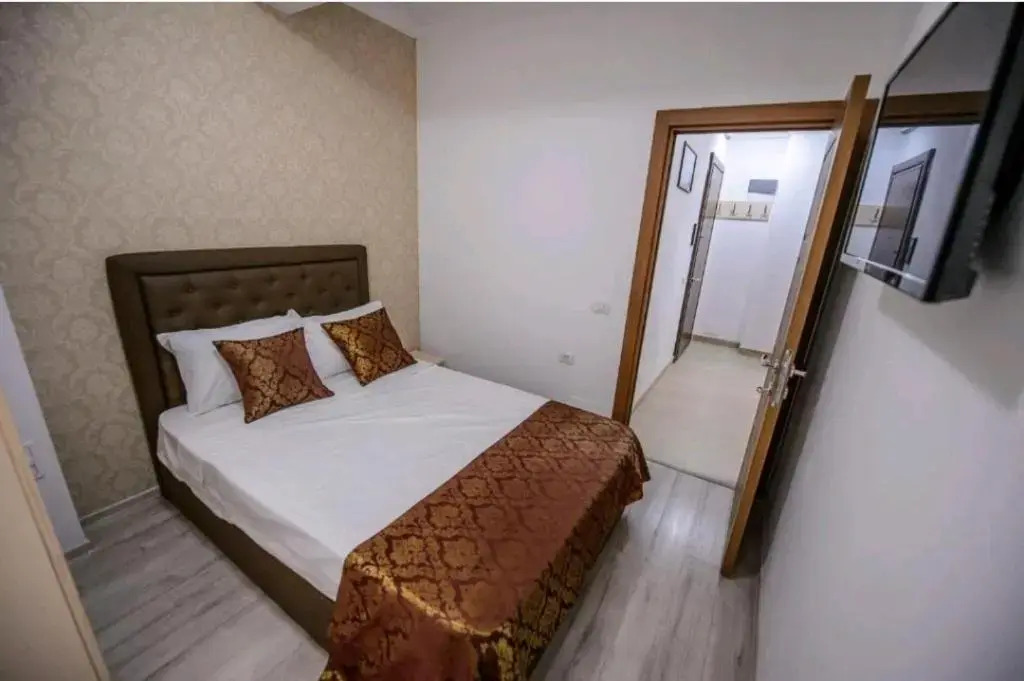 Studio Mamaia - Solid Residence