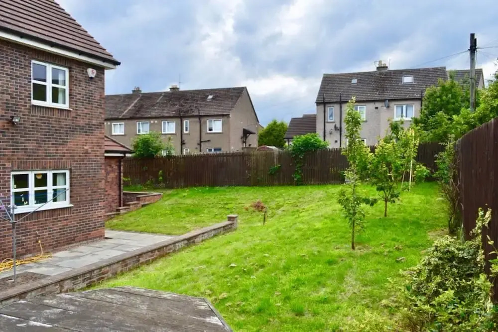 3 Bedroom House With Parking