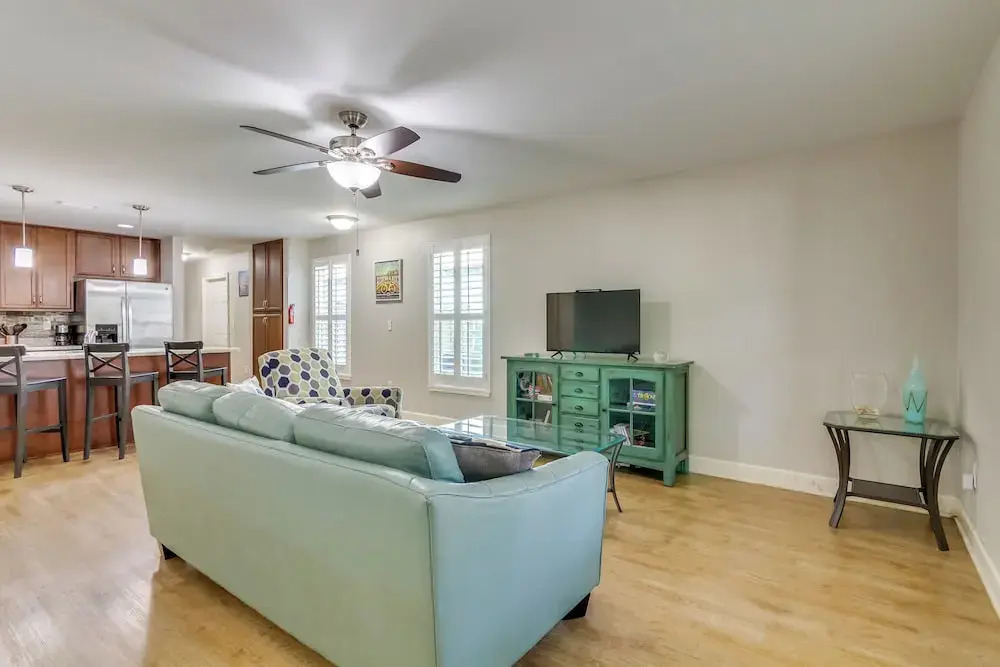 Charming Pensacola Home Rental: 2 Mi to Beach!