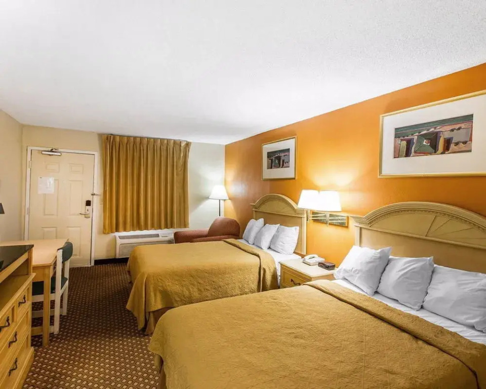 Rodeway Inn