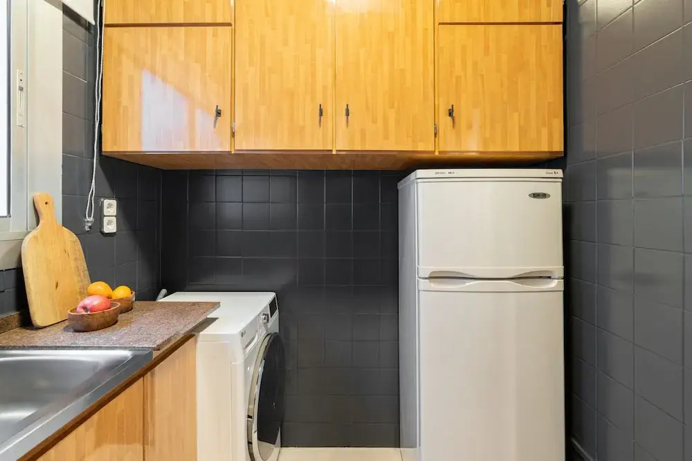 Rafael Apartment by Olala Homes