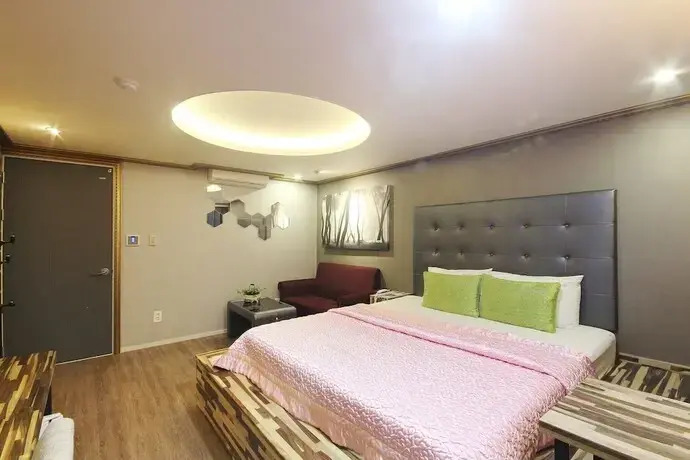 Busan Myeongji Hotel Jade