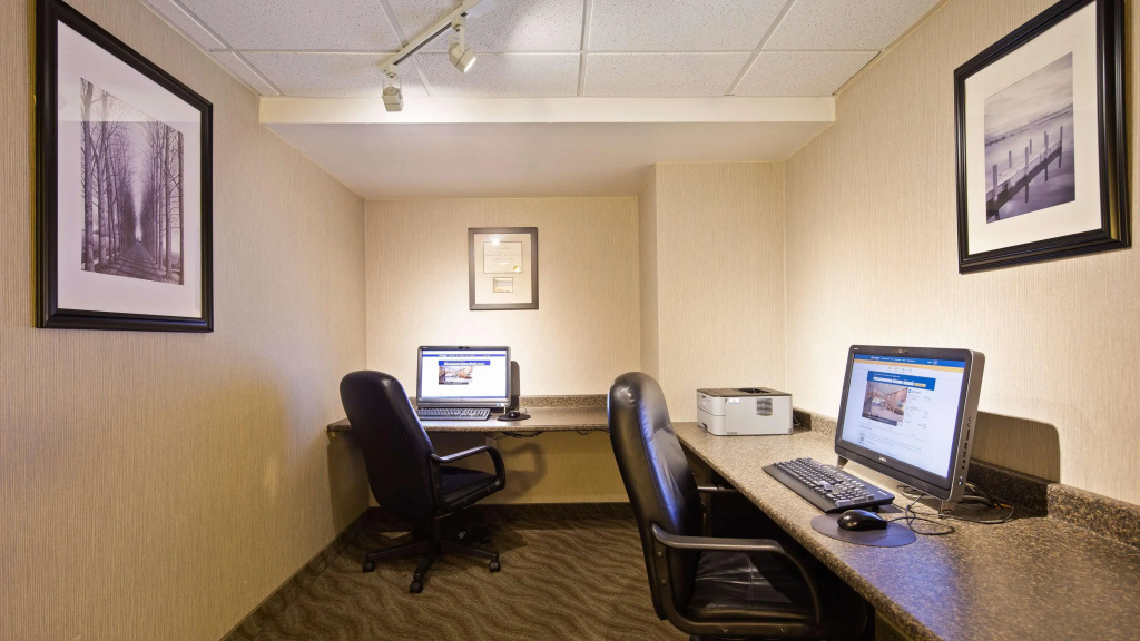 Best Western North Bay Hotel & Conference Centre