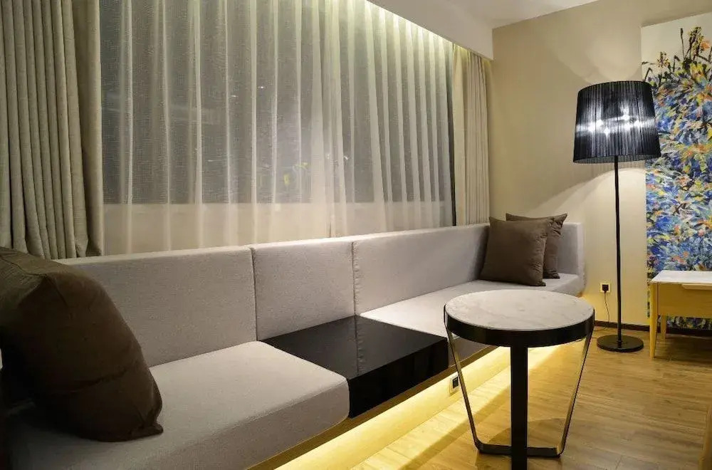 Dajia Hotel
