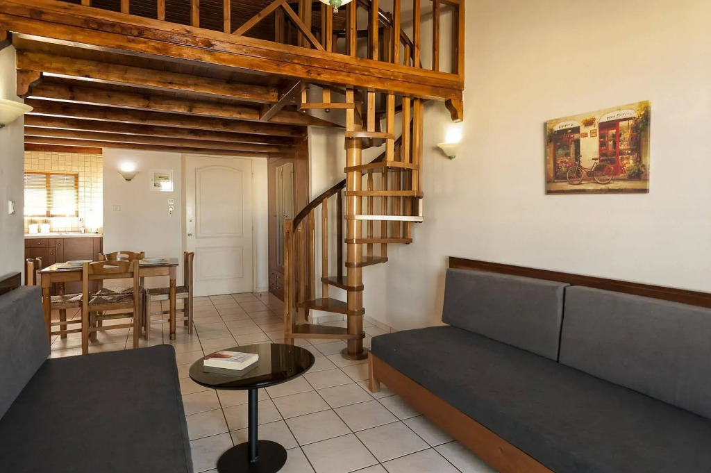 Elina Hotel Apartments