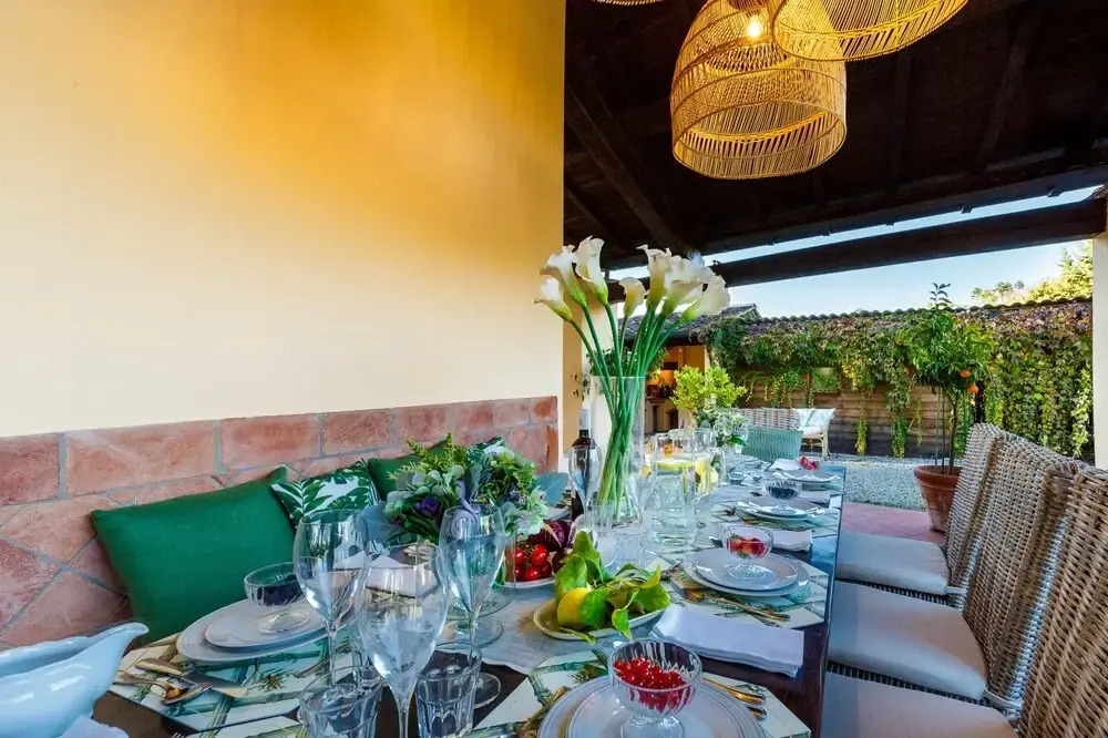 Amore Farmhouse Retreat