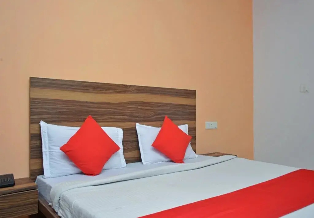 Sky Residency By OYO Rooms