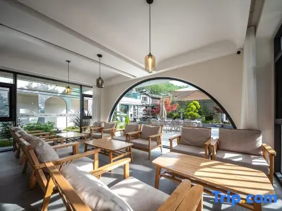 Lanshan Cloud Lodge · Private Hot Spring Garden