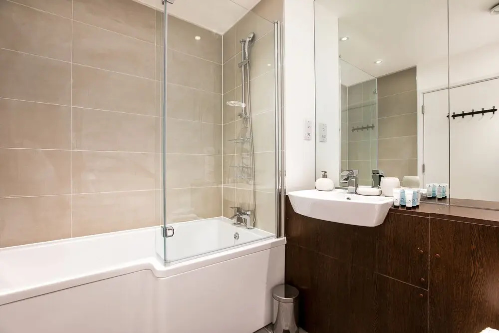 Kew Bridge Apartments