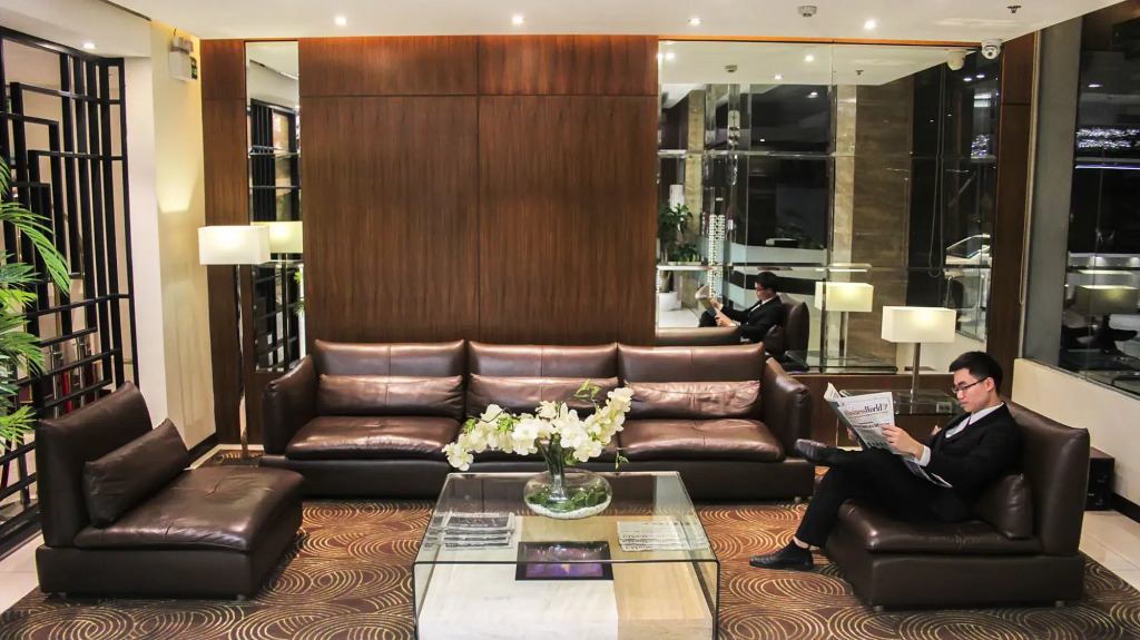 Brentwood Suites