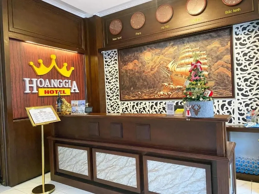 Hoàng gia HOTEL