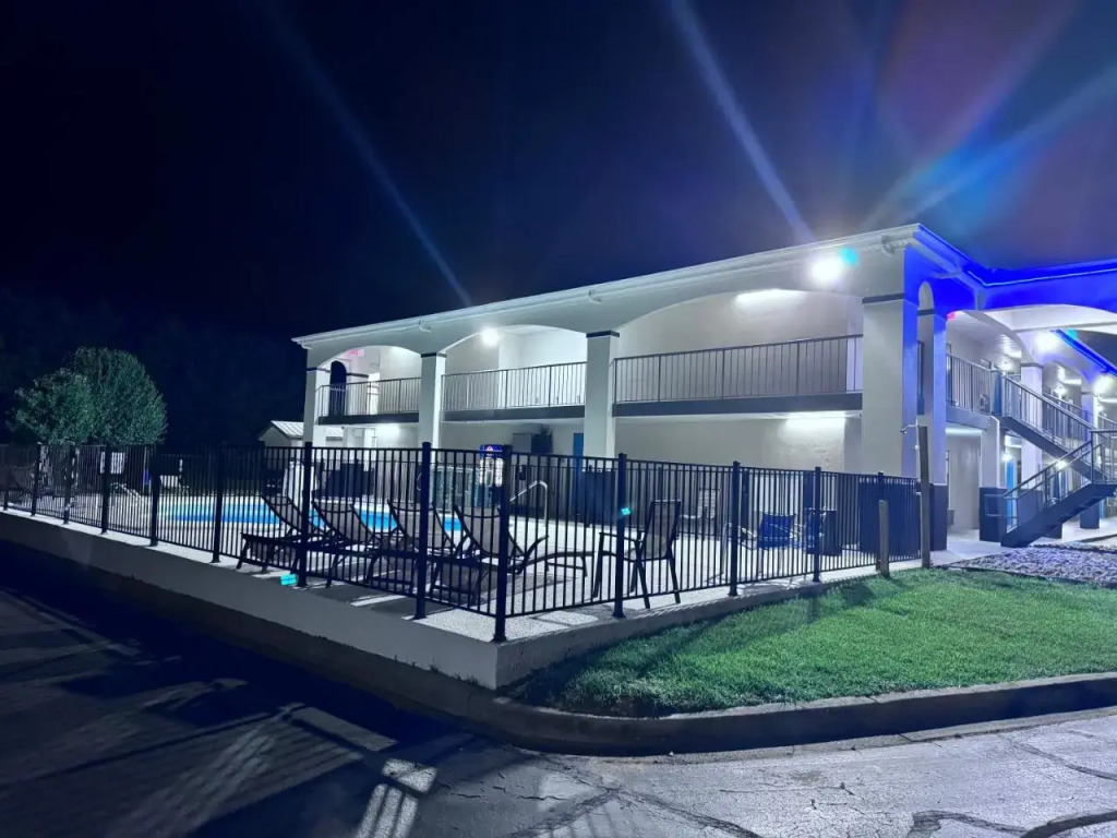 Howard Johnson Express Inn And Suites Florence Sc
