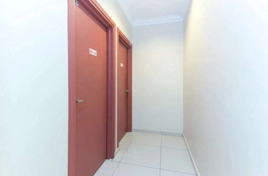 OYO 425 Hotel GS Inn
