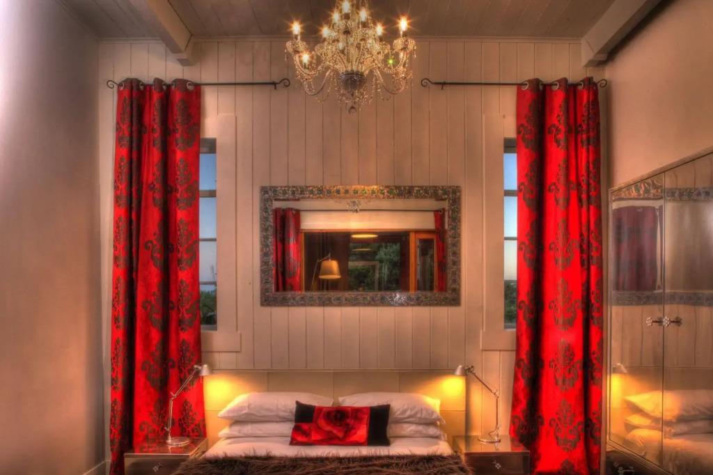 The Factory Luxury Accomodation