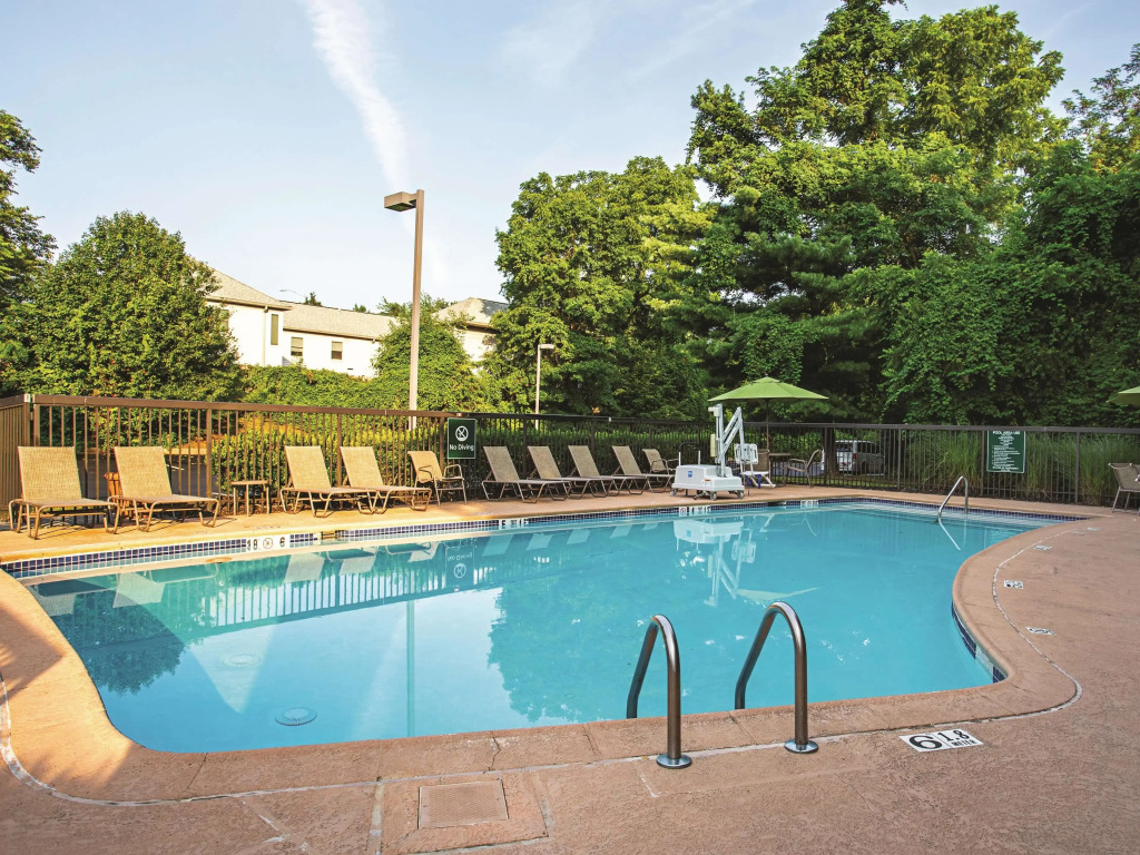La Quinta Inn & Suites Baltimore N / White Marsh