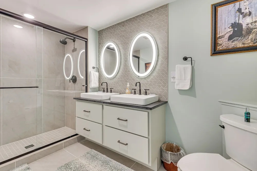 Downtown Winter Park Condo ~ 3 Mi to Skiing!