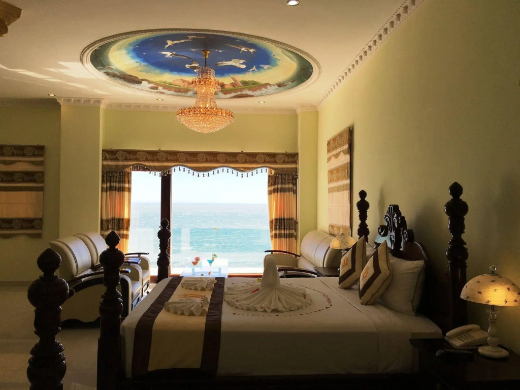 Ocean Front Hotel
