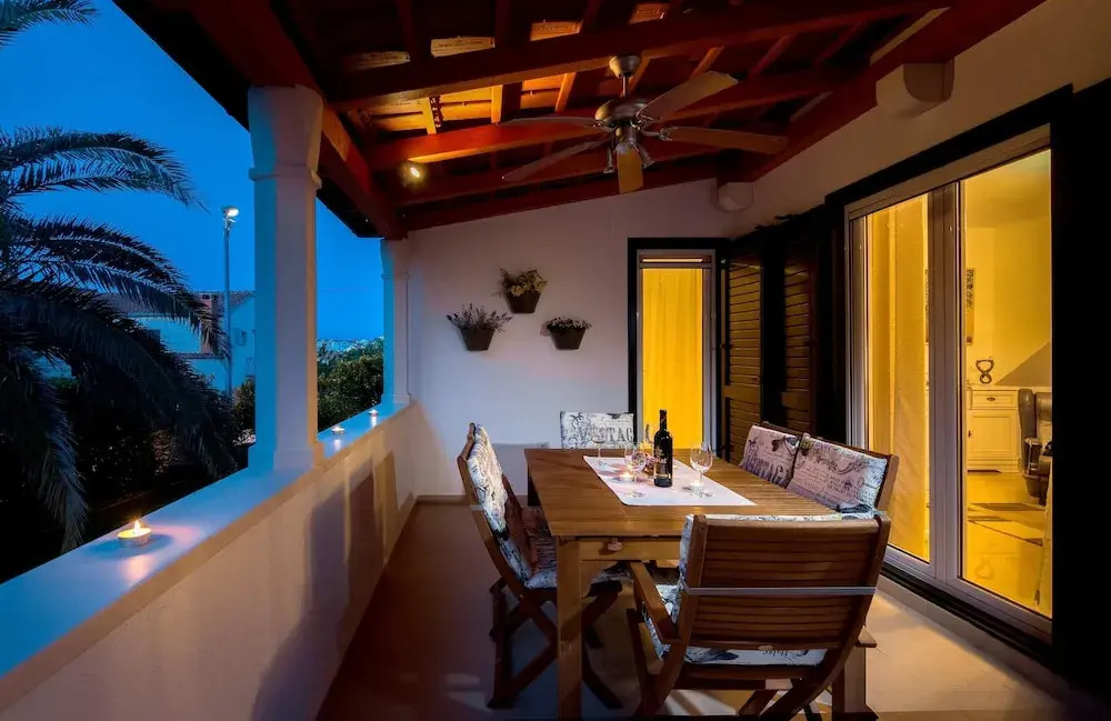 House With 3 Bedrooms in Supetar, With Wonderful sea View, Enclosed Ga