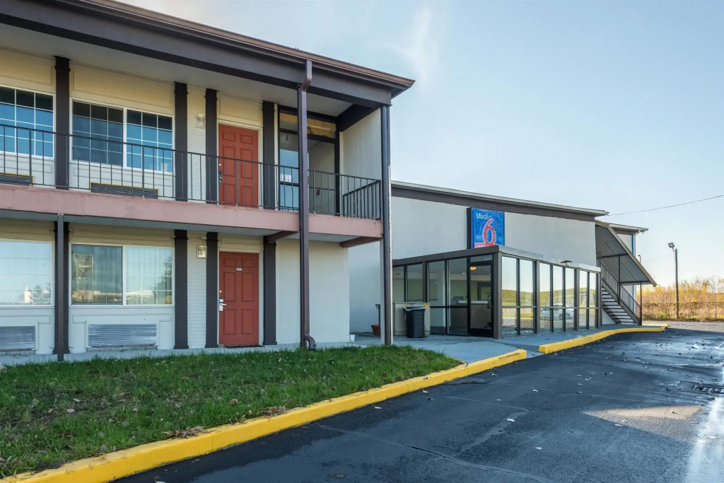 Royal Inn Hotel
