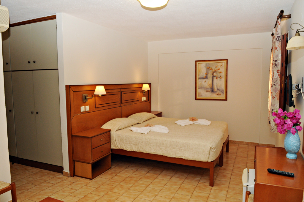 Hotel Athena