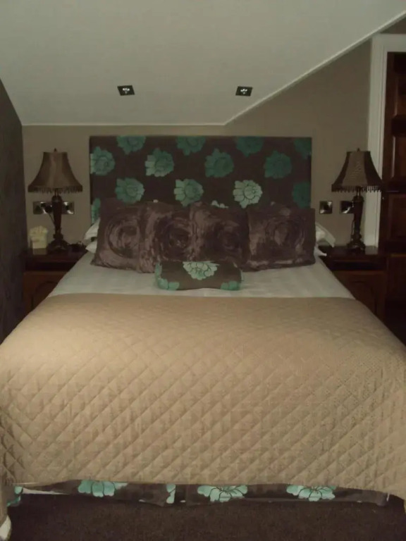 The Causeway Lodge