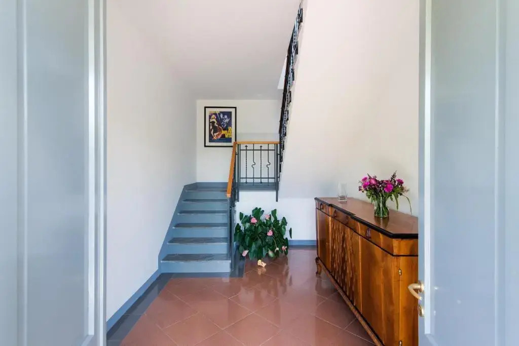 "La Dolce Vita" Lake Como - By House Of Travelers -