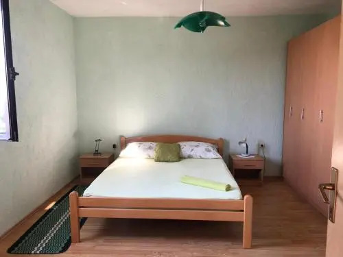 Apartment JELENA