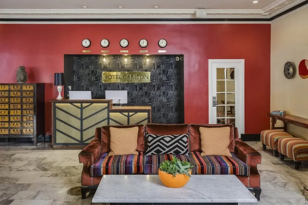 FOUND Hotel Carlton, Nob Hill