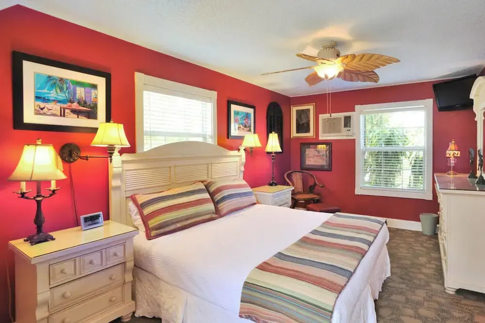 Old Town Suites