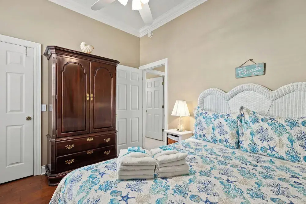 Epic Beach House With Private Pool, 175 ft to the Beach, U Gotta See It!