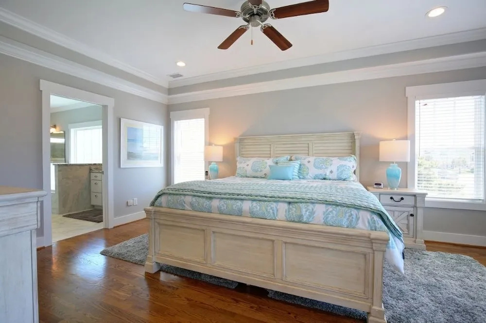 Absolute Paradise 5 Bedroom Home by RedAwning