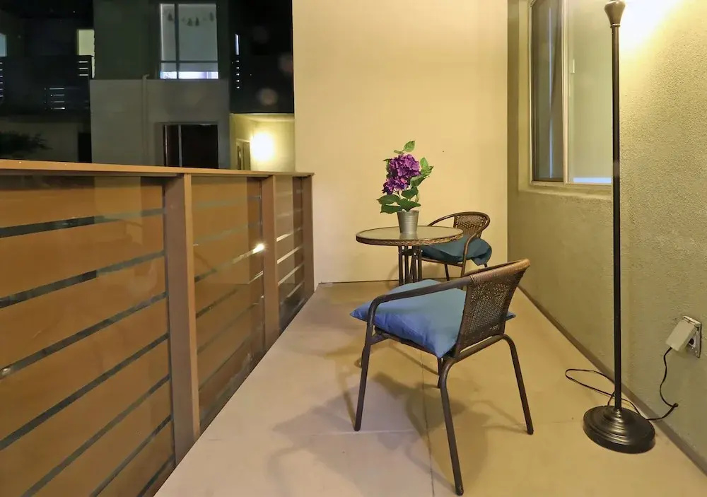 Hollywood Walk of Fame Apartments