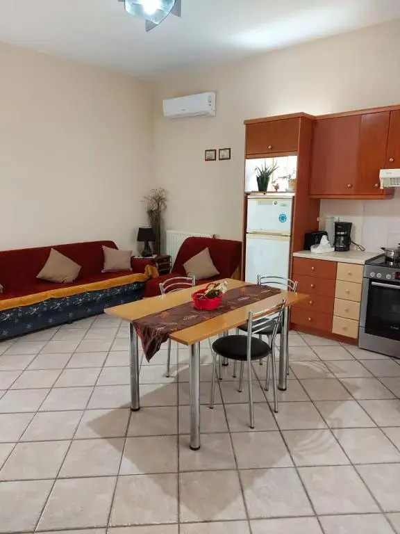 Kerkis View House