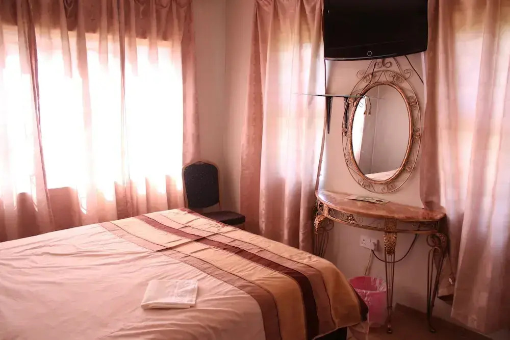 Gae Guest House