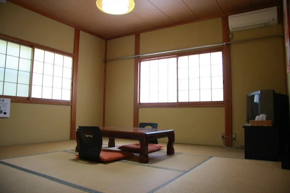 Yuhigaura Onsen Natural Springs Akanemi Ryokan
