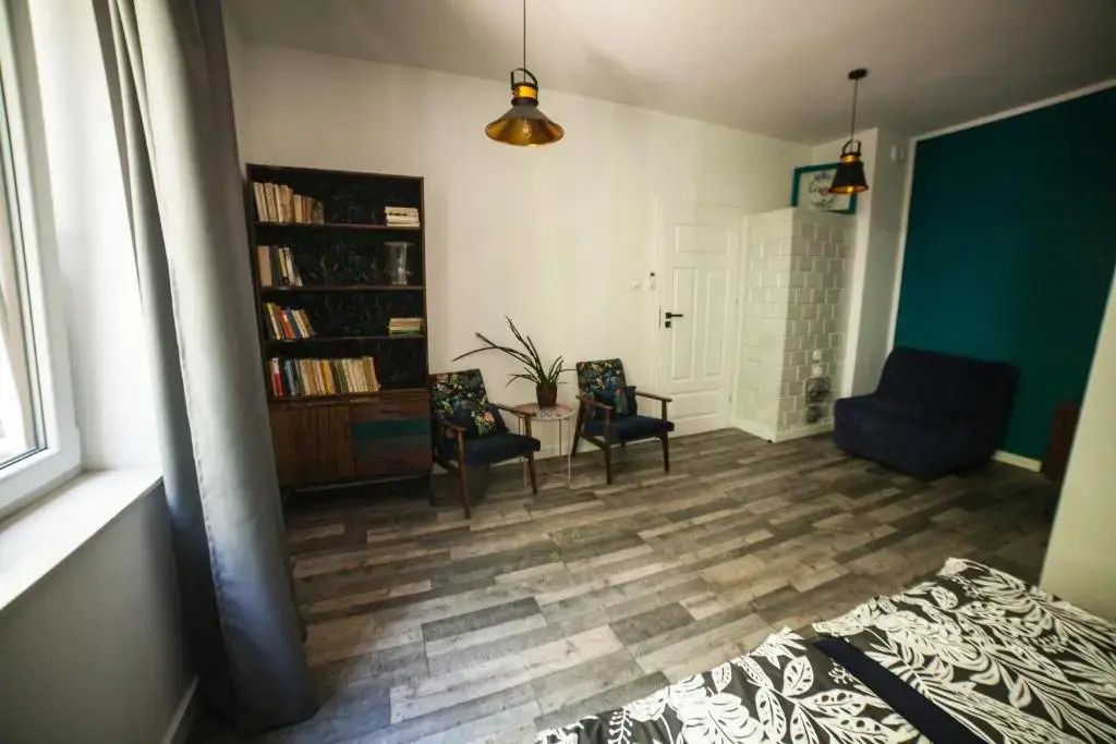 Lawendowo- sauna, jacuzzi, domki w ogrodzie i apartamenty w kamienicy