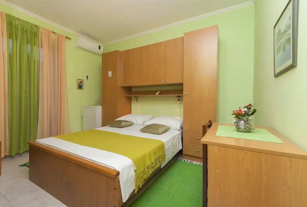 Rooms Vlahovic