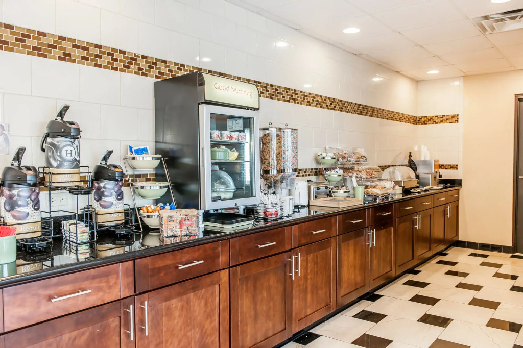 Quality Inn & Suites Mattoon South