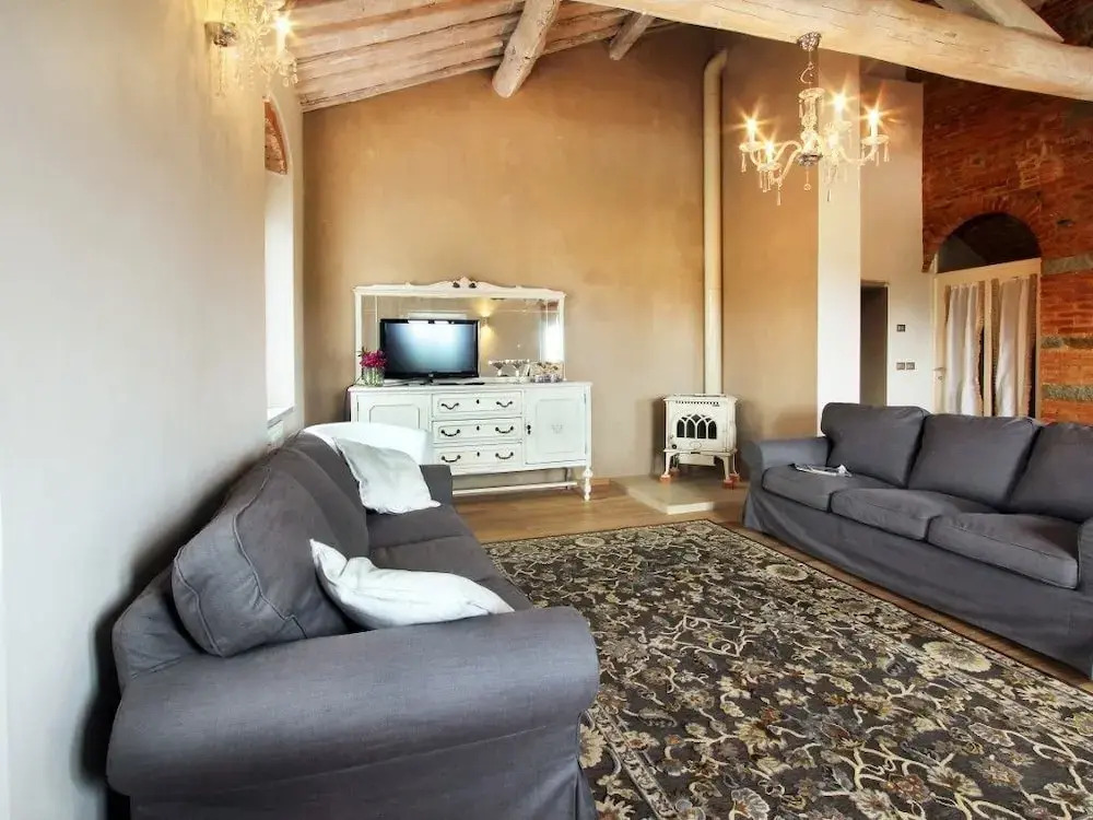 Romignano wine farm