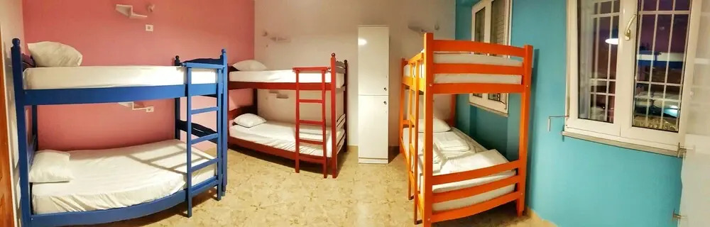Bed Station Hostel & Bar