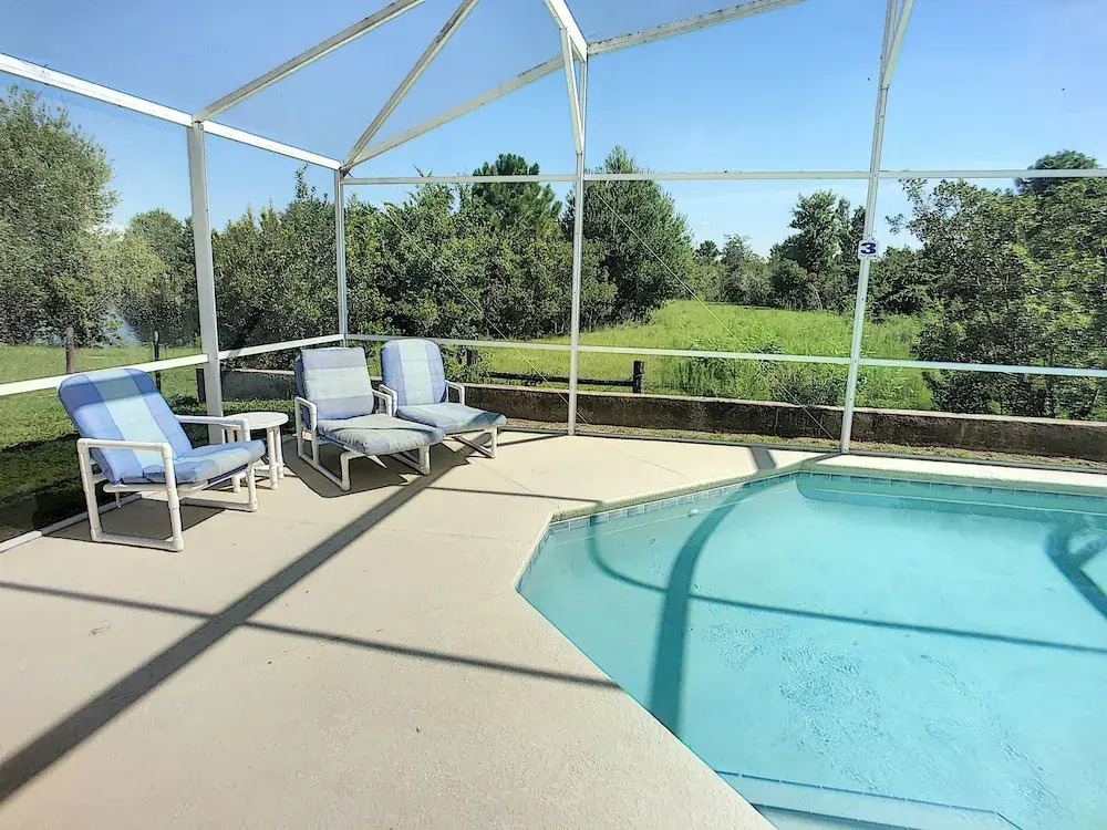 446 Lake Shore Parkway