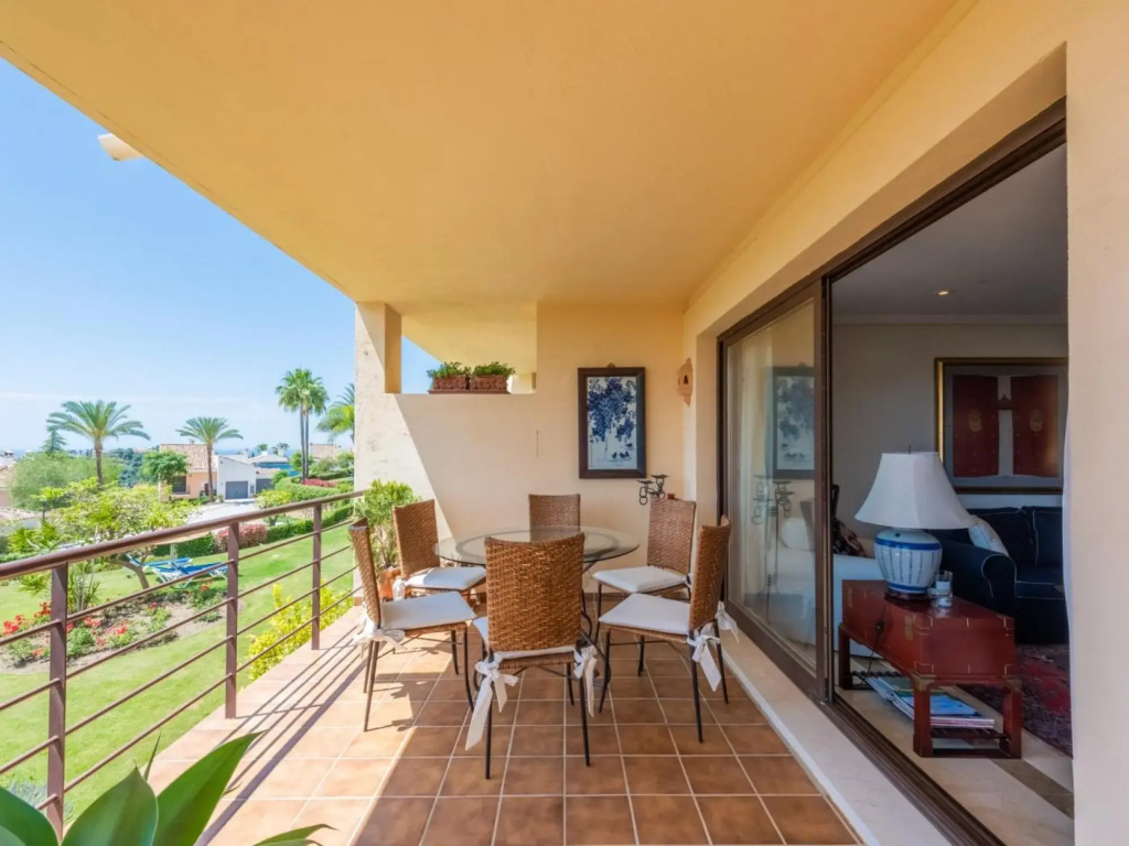 Los Pinos 3 Bedroom Apartment in Los Arqueros