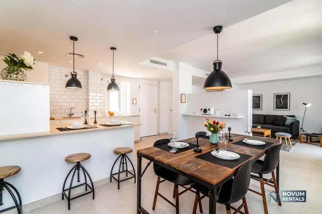 Top renovated penthouse in Los Naranjos