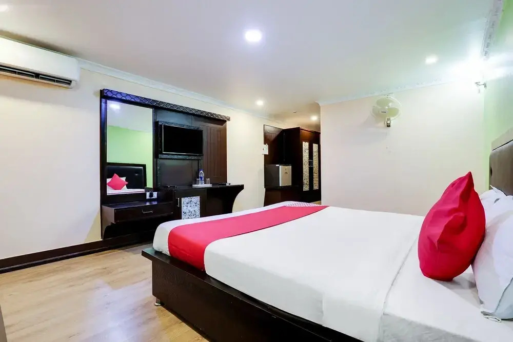 OYO 603 Hotel Opera