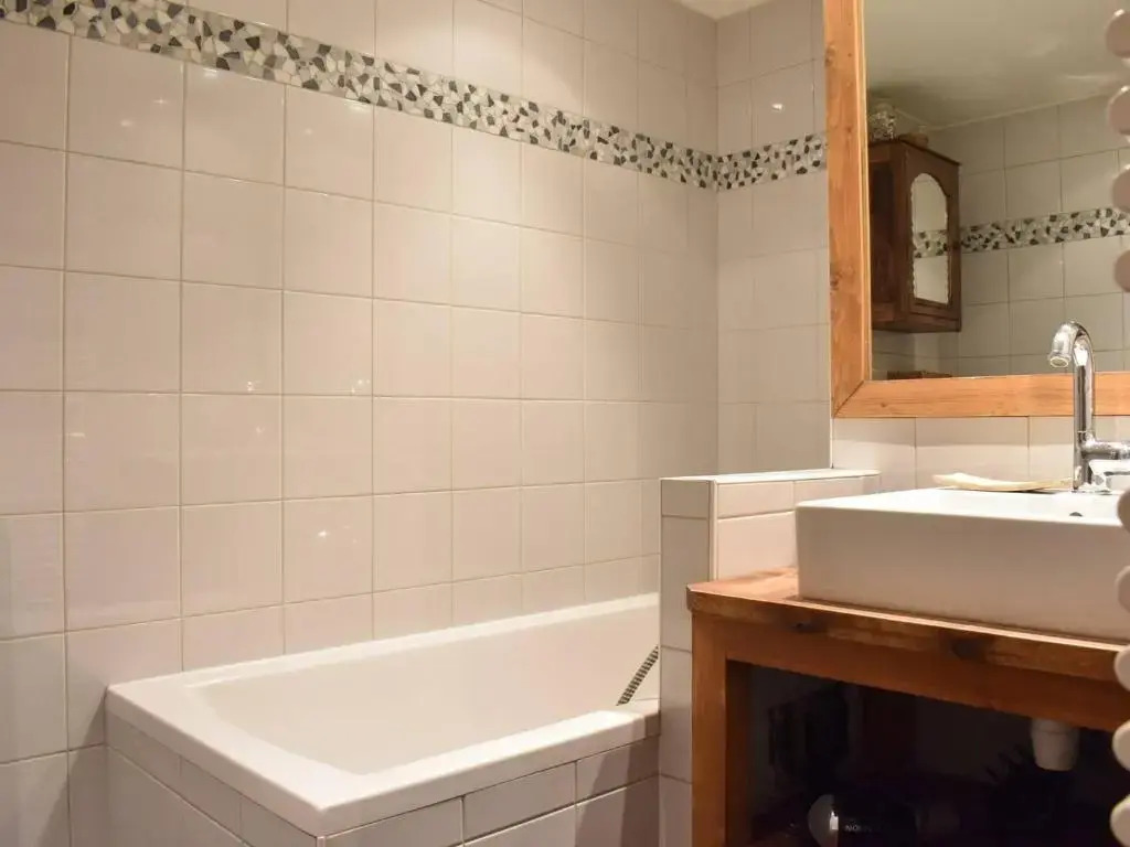 Appartement Méribel, 6 pièces, 12 personnes - FR-1-180-338