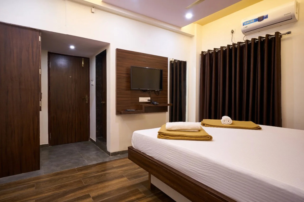 Hotel Ranjan Deluxe