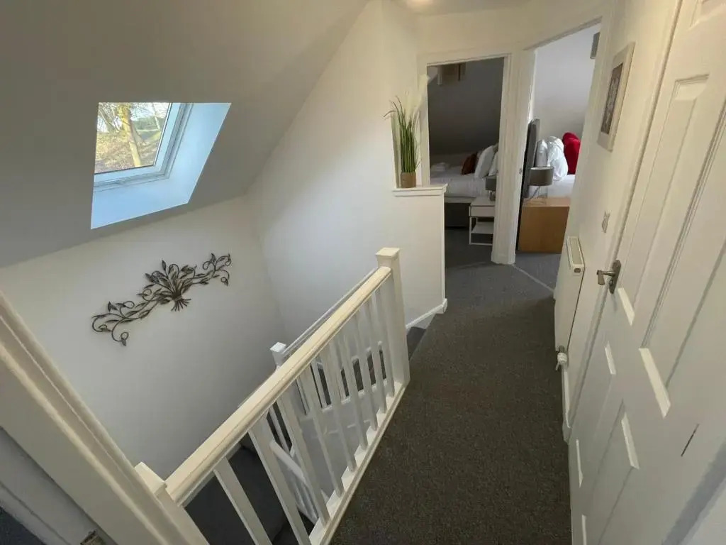 The Old Stables 17a