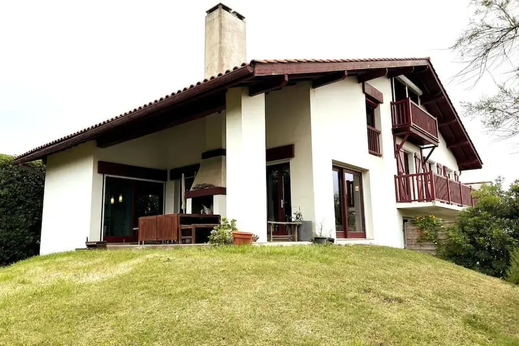 MAISON DU BONHEUR VUE OCEAN BIDART PLAGE 14pers